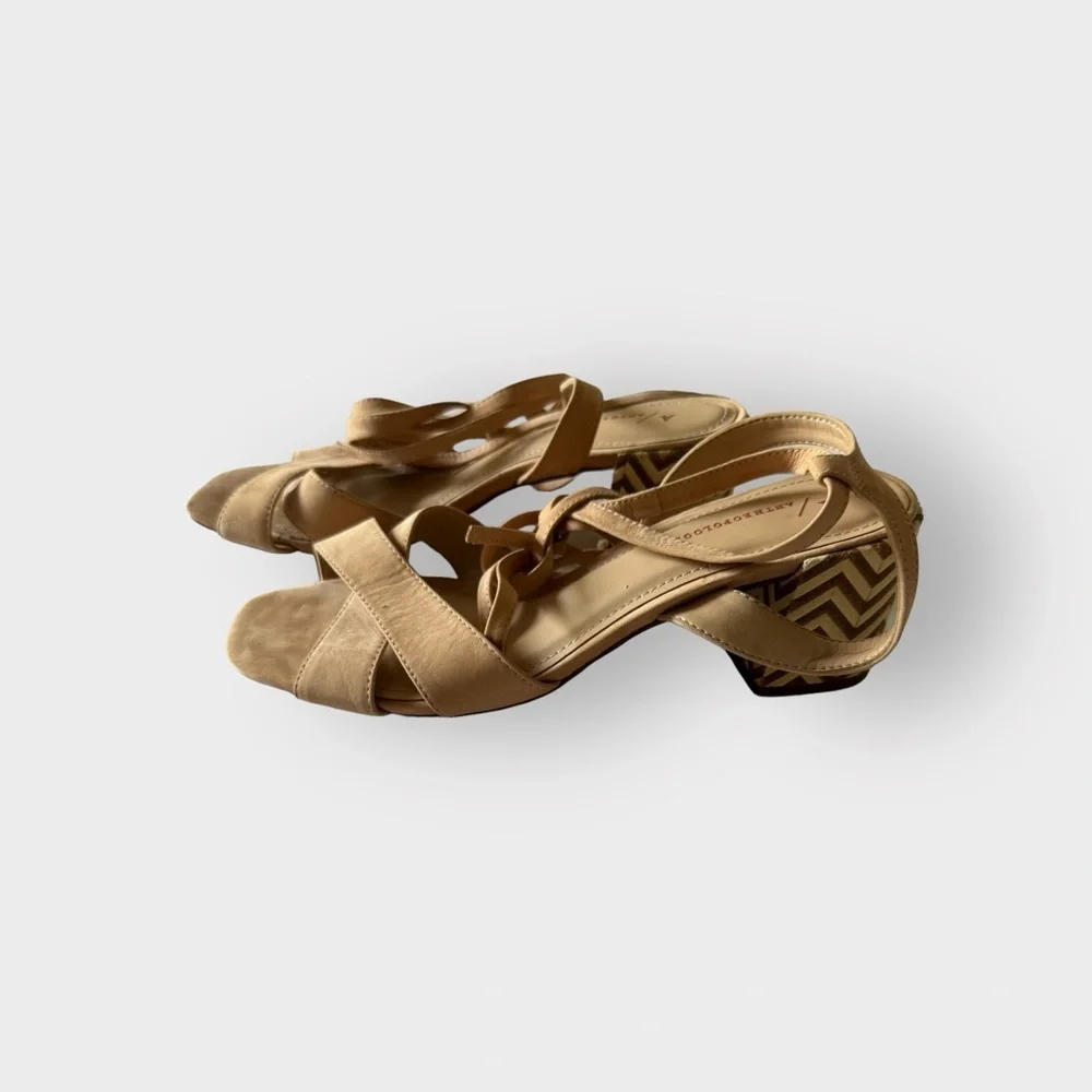 Anthropologie Tabitha Light‎ SandAnkle Strappy Block Heel Shoe Sz 40